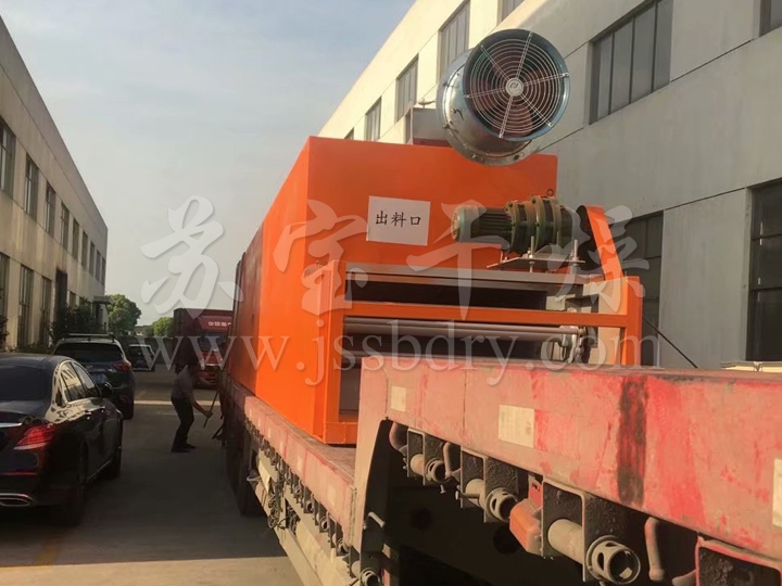 DWC系列脱水蔬菜带式干燥机